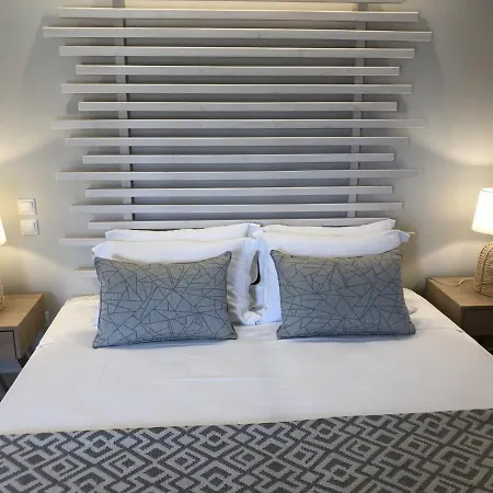 Villa Sleeps 4 Pool Air Con Wifi Dassia (Corfu)